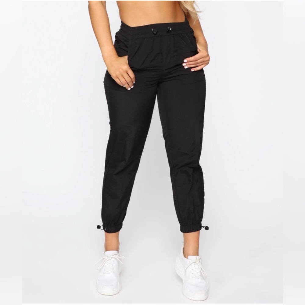 Fashion Nova Black On The Go Bungee Drawstring Joggers Pants Size‎ XL NWT
